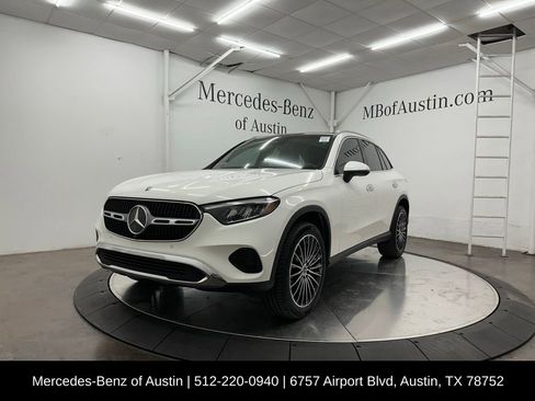 Certified 2026 Mercedes-Benz GLC 300 image 3