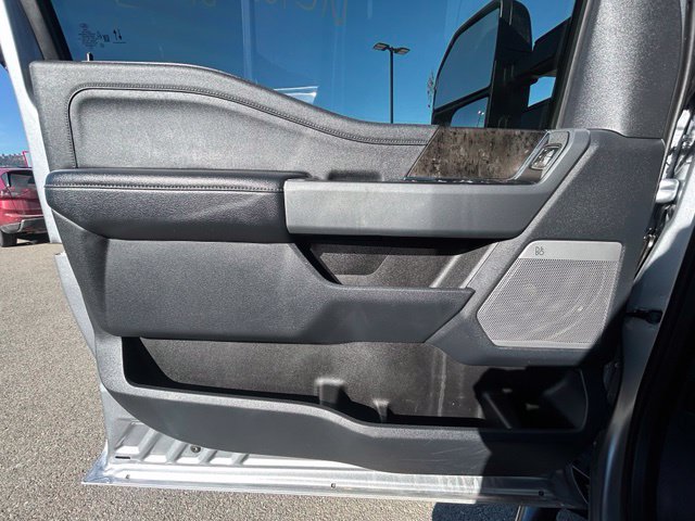 Used 2024 Ford F350 Lariat w/ Lariat Ultimate Package AWD/4WD image 32