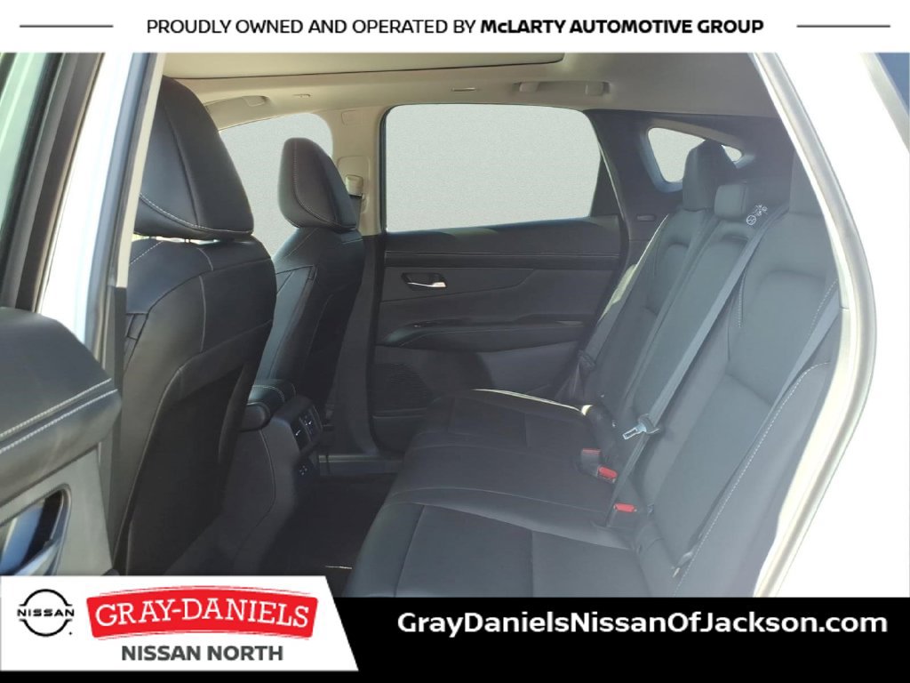 Certified 2025 Nissan Murano SL AWD/4WD image 26
