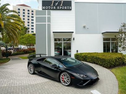 Used 2022 Lamborghini Huracan EVO