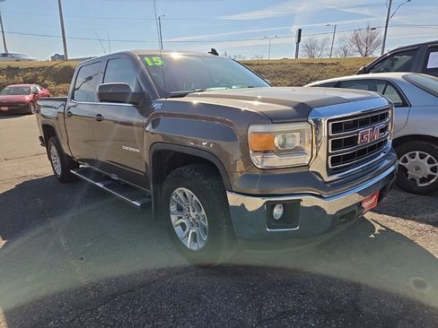 Used 2015 GMC Sierra 1500 SLE w/ SLE Value Package image 2