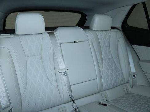 Certified 2023 Buick Envision Avenir image 19