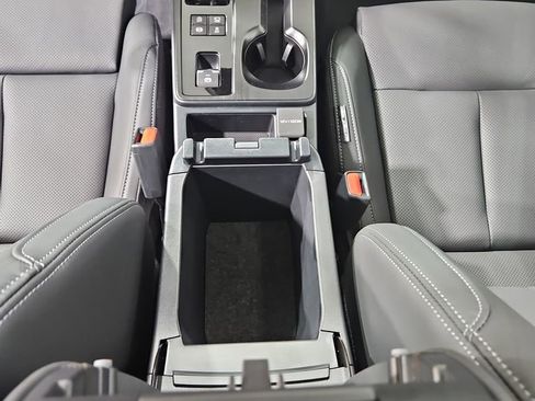 New 2026 Subaru Outback Touring AWD/4WD image 26