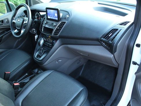 Used 2022 Ford Transit Connect XL image 12