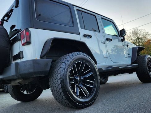 Used 2016 Jeep Wrangler Unlimited Sport w/ Quick Order Package 24S AWD/4WD image 12