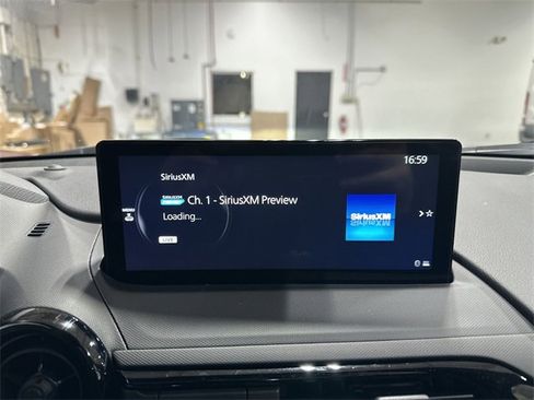 Used 2025 MAZDA MX-5 Miata Club w/ Weather Package image 16