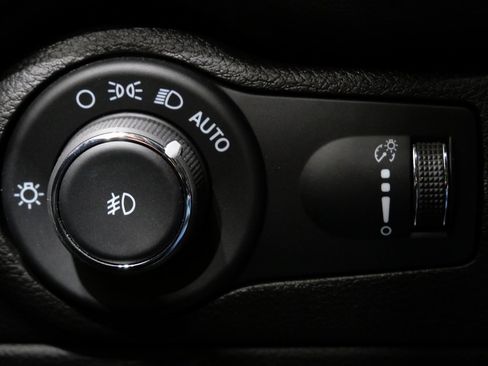 Used 2023 Dodge Durango R/T w/ Tow 'N Go Package image 15