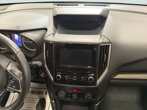 Used 2023 Subaru Forester Premium AWD/4WD image 18