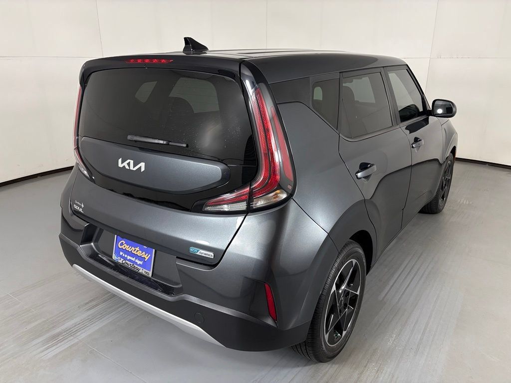 Used 2024 Kia Soul EX FWD image 9