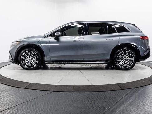 Used 2023 Mercedes-Benz EQS 580 4MATIC SUV image 4