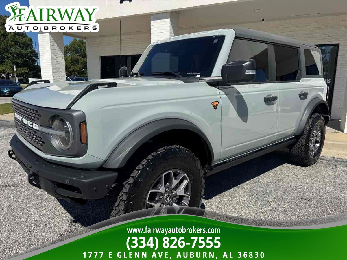 Used 2024 Ford Bronco Badlands AWD/4WD image 2