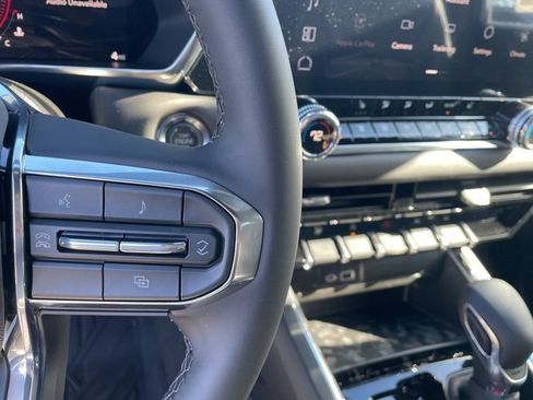 New 2026 GMC Canyon Elevation w/ Convenience Package image 18