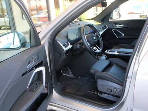 Used 2026 BMW X1 xDrive28i AWD/4WD image 10