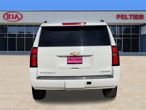 Used 2019 Chevrolet Suburban Premier image 5