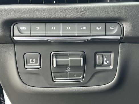 New 2026 Cadillac Escalade Sport w/ Touring Package image 29