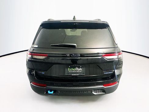 Used 2024 Jeep Grand Cherokee Trailhawk w/ Advanced Protech Group II AWD/4WD image 7