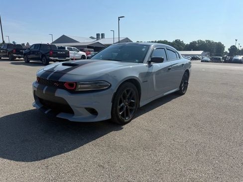 Used 2021 Dodge Charger R/T w/ Plus Group RWD image 2