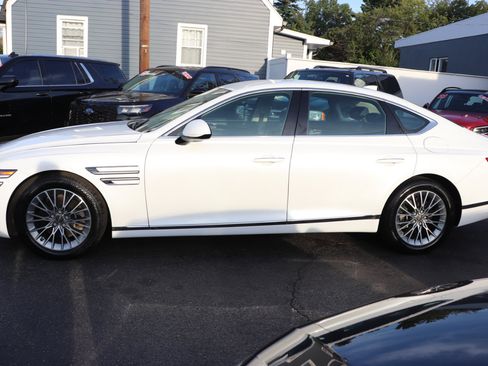 Used 2023 Genesis G80 2.5T image 2
