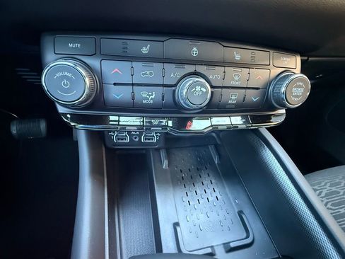 New 2026 Dodge Durango GT AWD/4WD image 14