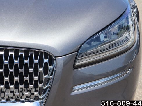 Used 2022 Lincoln Corsair AWD w/ Premium Package image 13