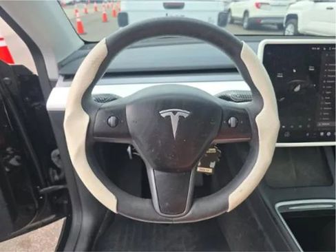 Used 2023 Tesla Model Y Long Range AWD/4WD image 10