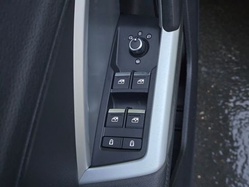 Used 2020 Audi Q3 2.0T Premium w/ Convenience Package image 14