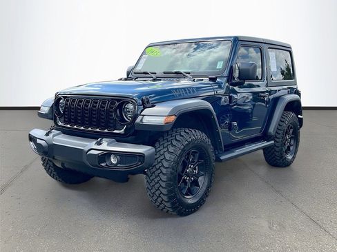 Used 2025 Jeep Wrangler Sport AWD/4WD image 3