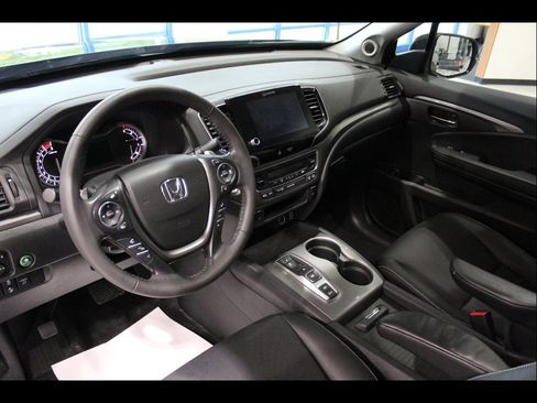 Certified 2023 Honda Ridgeline RTL image 13