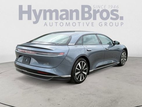 Used 2024 Lucid Air Touring image 3