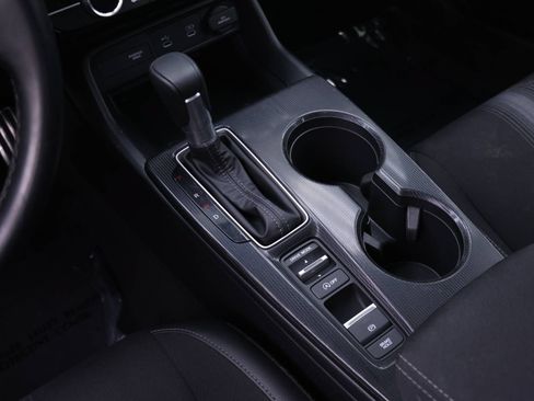 Certified 2025 Honda Civic Sport image 13