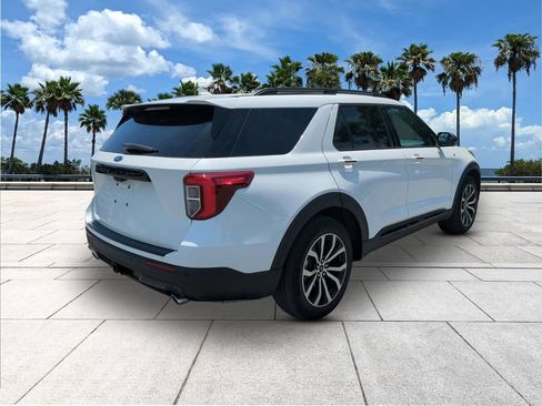 Used 2023 Ford Explorer ST-Line w/ Class IV Trailer Tow Package RWD image 8