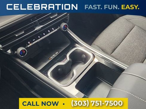 Used 2025 Chevrolet Traverse LT w/ Midnight/Sport Edition image 25