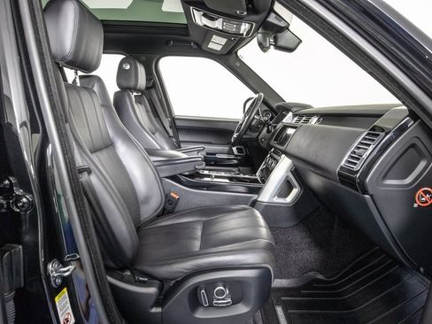 Used 2017 Land Rover Range Rover Supercharged image 10
