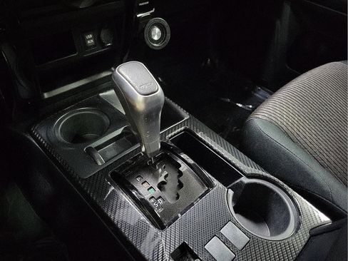 Certified 2019 Toyota 4Runner TRD Off-Road image 19