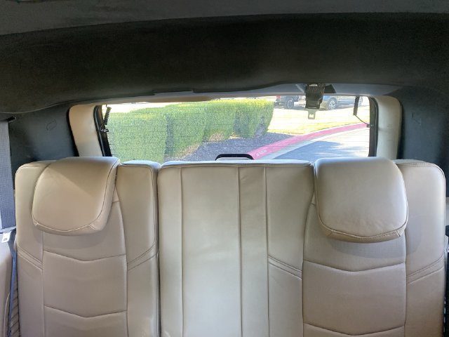 Used 2019 Cadillac Escalade Platinum AWD/4WD image 9