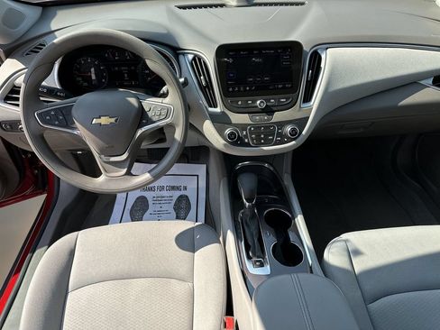 Used 2022 Chevrolet Malibu LT FWD image 19
