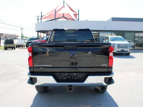 Used 2021 Chevrolet Silverado 2500 LTZ w/ LTZ Texas Edition AWD/4WD image 5