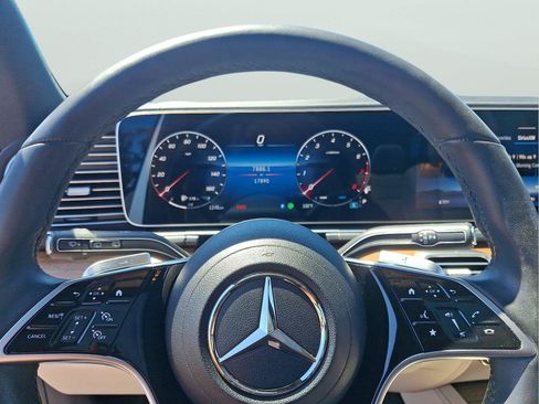 Used 2024 Mercedes-Benz GLE 450 4MATIC image 18