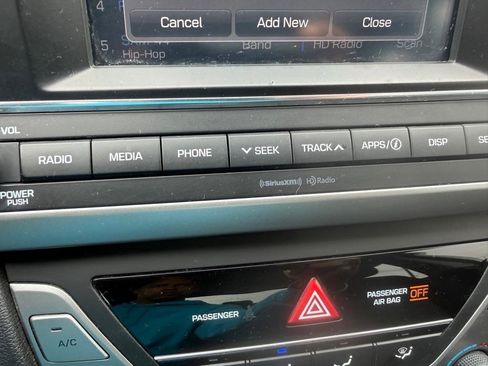 Used 2018 Hyundai Elantra SEL w/ Cargo Package FWD image 16