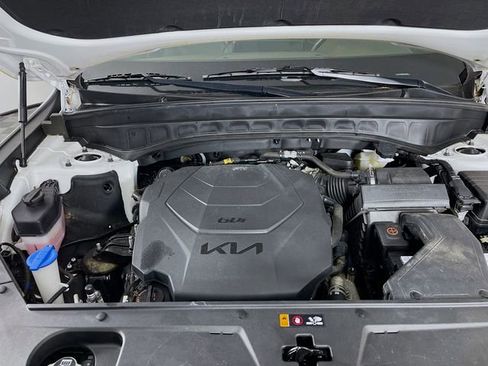 Used 2022 Kia Telluride SX w/ Towing Package FWD image 34