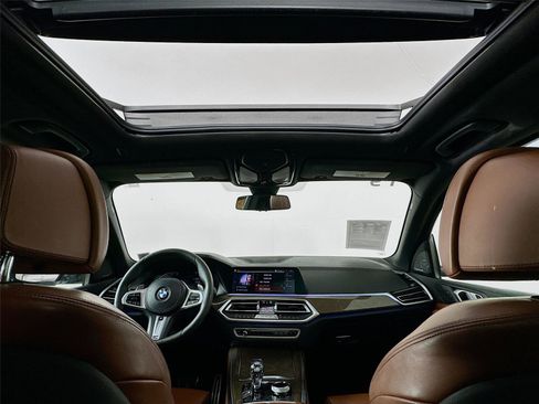 Used 2019 BMW X5 xDrive40i w/ M Sport Package image 23