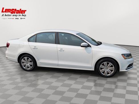 Used 2017 Volkswagen Jetta S FWD image 6