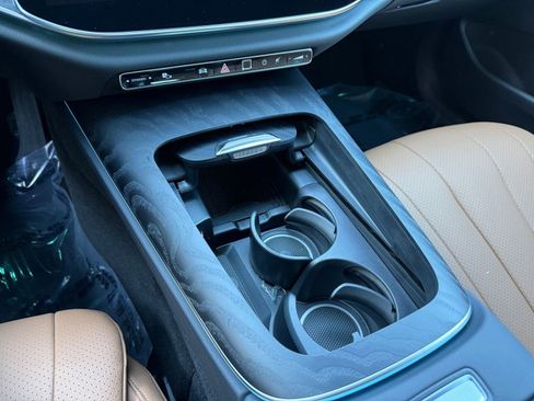 New 2026 Mercedes-Benz E 350 4MATIC Sedan image 29