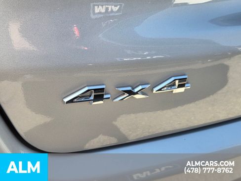 Used 2024 Jeep Compass Limited w/ Elite Group AWD/4WD image 11