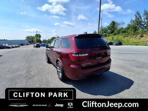 Used 2022 Dodge Durango R/T w/ Tow 'N Go Package AWD/4WD image 6
