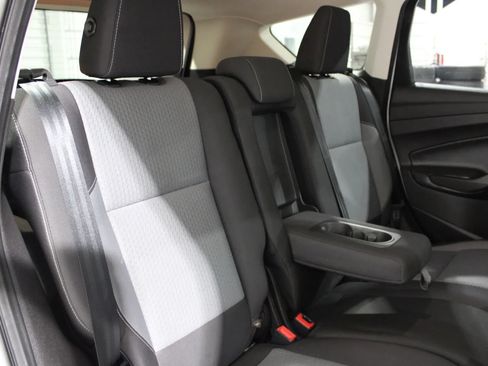 Used 2017 Ford Escape SE FWD image 14