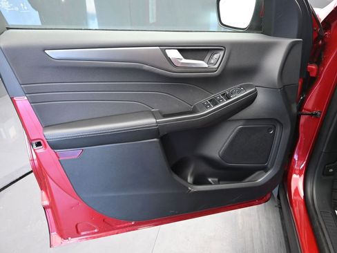 New 2026 Ford Escape SE image 17