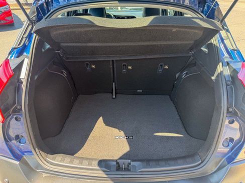Used 2020 Nissan Kicks SR w/ SR Premium Package FWD image 14