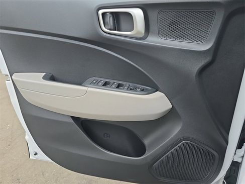 New 2026 Hyundai Venue SEL image 27