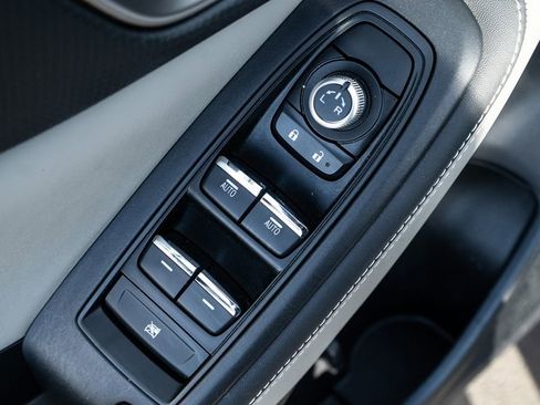 Used 2024 Subaru Forester Limited image 20